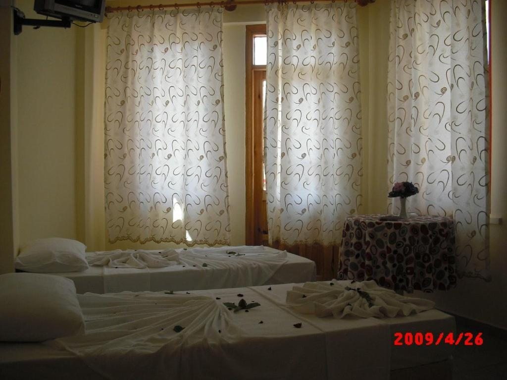 Двухместный (Стандартный двухместный номер с 1 кроватью) апарт-отеля Semiz Apart Hotel, Алания