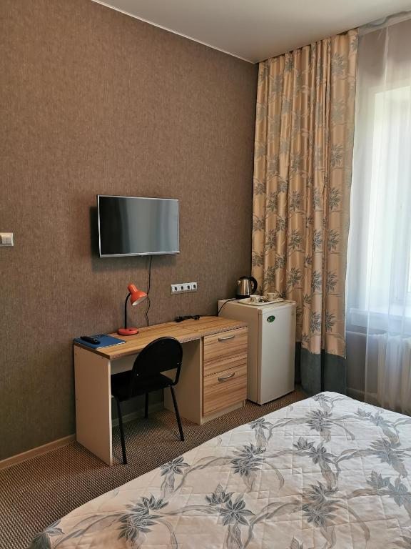 Двухместный (Улучшенный двухместный номер с 1 кроватью или 2 отдельными кроватями) гостиницы Визит, Ковров