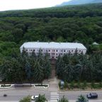 Территория гостиницы Жемчужина Кавказа, Железноводск