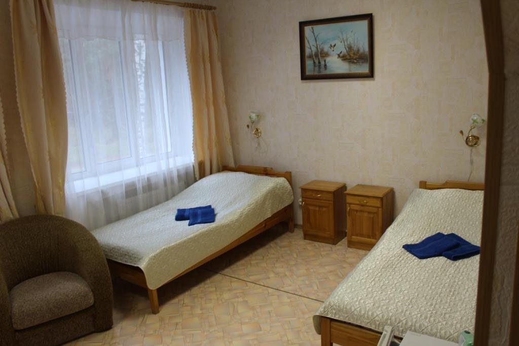 Двухместный (Двухместный номер «Комфорт» с 2 отдельными кроватями) гостевого дома На Лесной, Мышкин