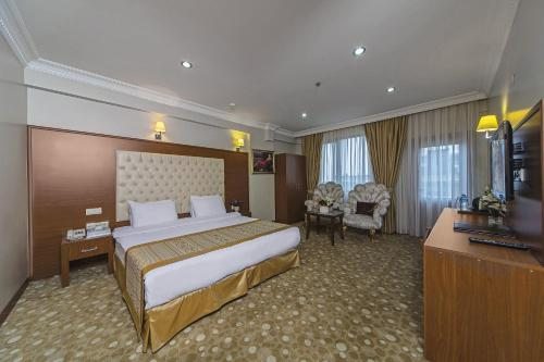 Двухместный (Двухместный номер Делюкс с пакетом спа-услуг) отеля Skalion Hotel & SPA, Стамбул