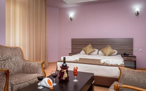 Двухместный (Двухместный номер с 1 кроватью или 2 отдельными кроватями и видом на море) отеля Zel, Анталия