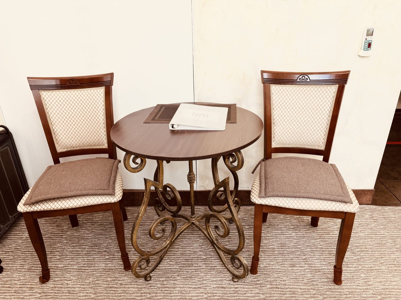 Номер Делюкс