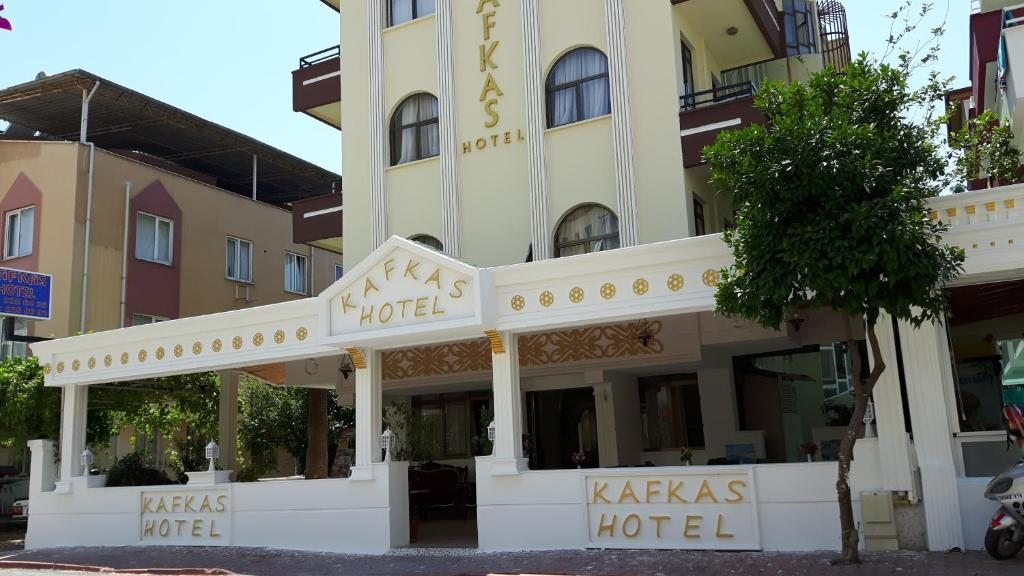 Kafkas Hotel, Анталия