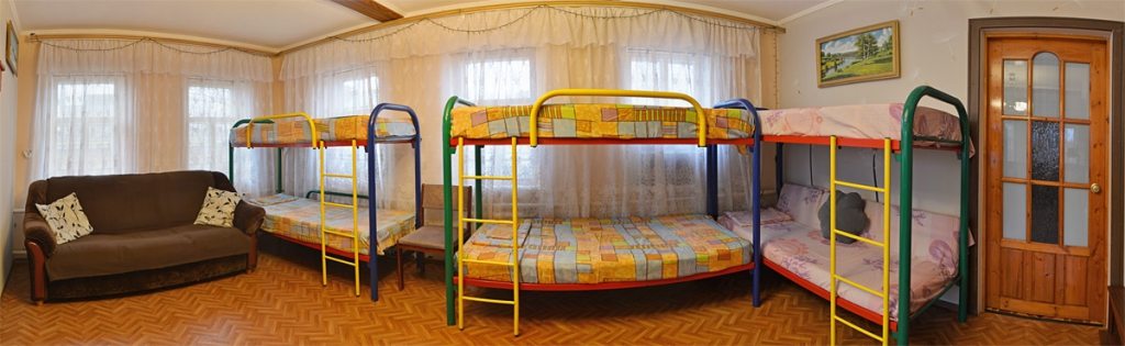 Восьмиместный (Койко-место в 8-местном номере) гостевого дома OldRussian, Тольятти