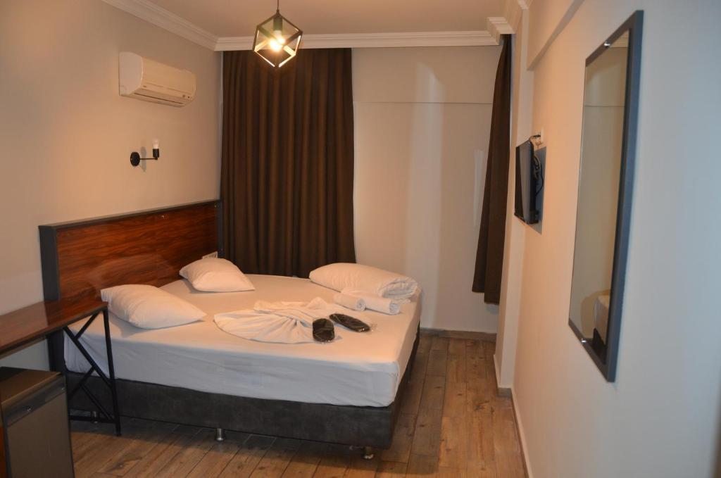 Двухместный (Стандартный двухместный номер с 1 кроватью или 2 отдельными кроватями) отеля Marka Hotel, Анталия