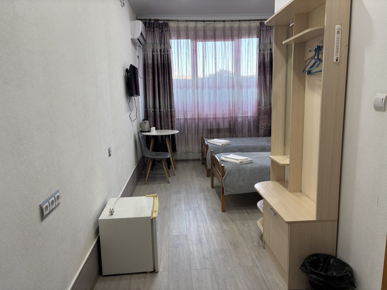 Двухместный (Эконом-класса с 2 отдельными кроватями), Гостиница Исток