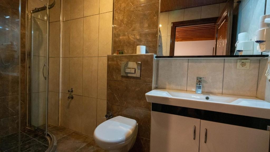Двухместный (Небольшой двухместный номер с 1 кроватью) отеля Antalya Inn Hotel, Анталия