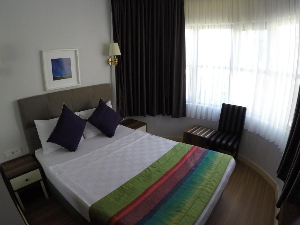 Двухместный (Двухместный номер с 1 кроватью, вид на море) отеля Belya Pansiyon, Анталия