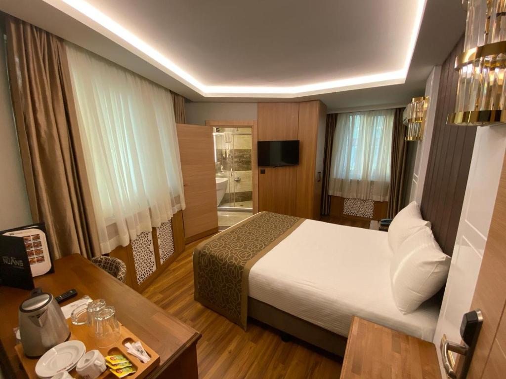 Двухместный (Стандартный двухместный номер с 1 кроватью) отеля Nuans Hotel, Стамбул