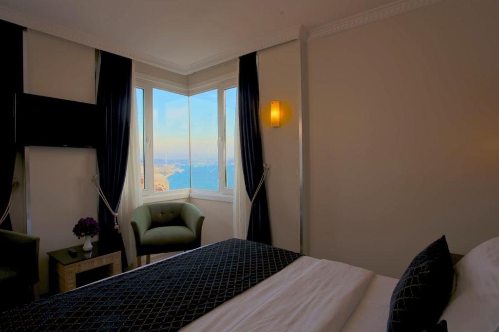 Двухместный (Двухместный номер с 1 кроватью или 2 отдельными кроватями и видом на море) отеля Sed Hotel, Стамбул