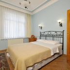 Трехместный (Трехместный номер эконом-класса), Side Hotel