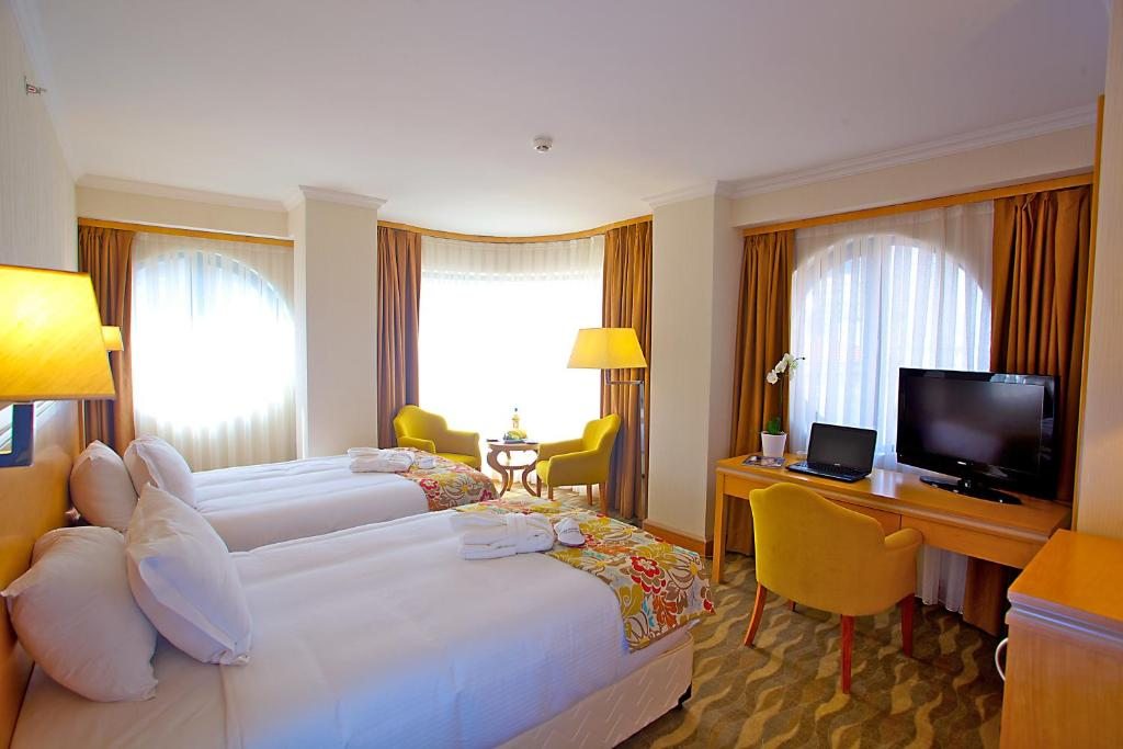 Двухместный (Улучшенный номер) отеля Vizon Hotel Osmanbey, Стамбул