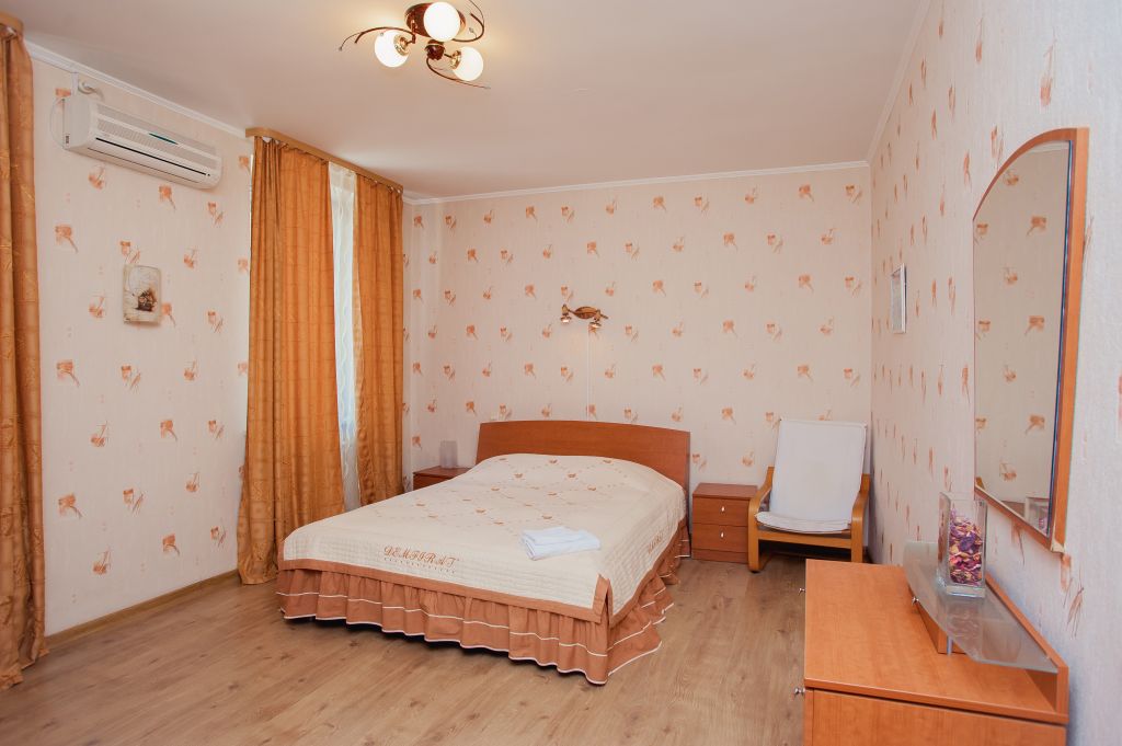 Апартаменты (№7. 60 кв.м.) гостиницы Стиль, Липецк