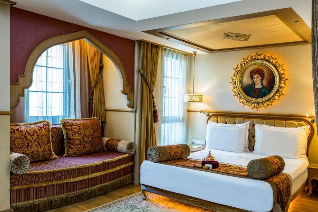Трехместный (Двухместный номер с двуспальной кроватью и дополнительной кроватью) отеля Sultania, Стамбул