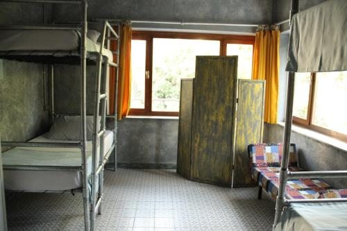 Номер (Кровать в 6-местном общем номере для мужчин и женщин – 1 этаж) хостела Role Street Hostel, Анталия