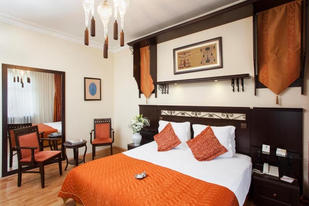 Двухместный (Улучшенный двухместный номер с 1 кроватью или 2 отдельными кроватями) отеля Ottoman Imperial, Стамбул