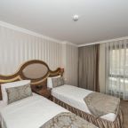 Двухместный (2 смежных двухместных номера), Realstar Hotel