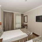 Двухместный (2 смежных двухместных номера), Realstar Hotel