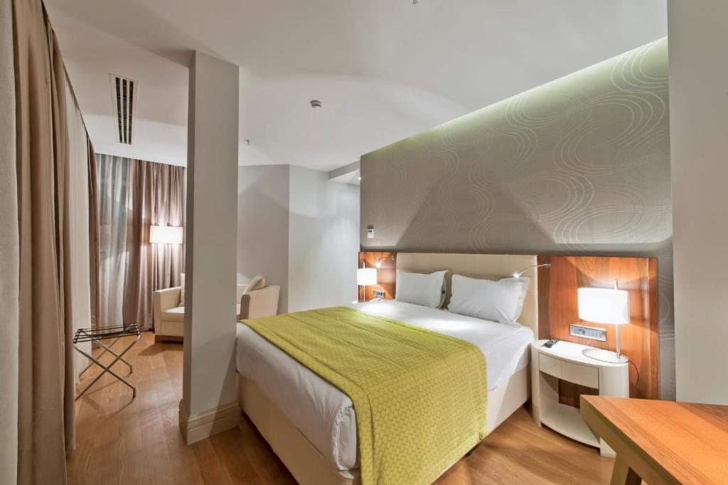 Двухместный (Специальное предложение — Двухместный номер с 1 кроватью) отеля Senator Taksim, Стамбул