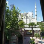 Сьюит (Угловой номер с видом на Голубую мечеть), Отель Sultanahmet Palace