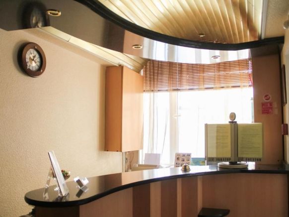 Отель Экватор