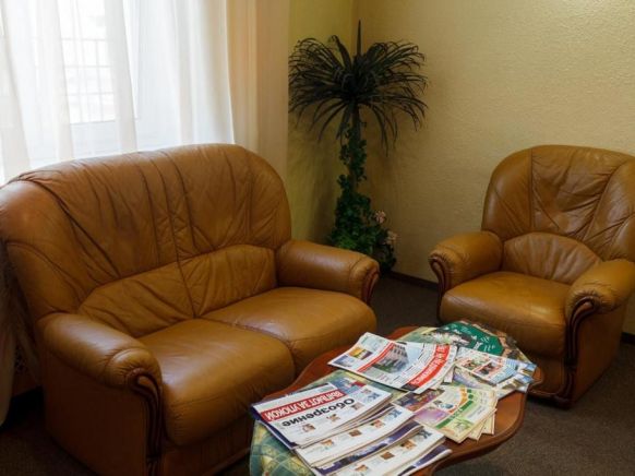 Отель Экватор