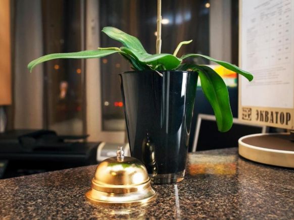 Отель Экватор