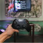 Приставка X-box, Отель Ренессанс