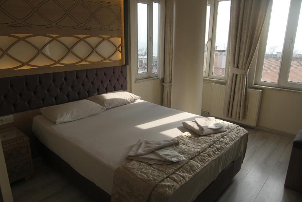Двухместный (Классический двухместный номер с 1 кроватью и видом на море) отеля Grand Liza, Стамбул