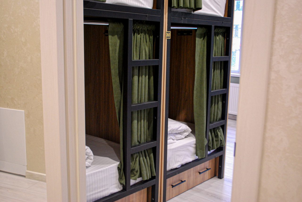 Шестиместный (Женский номер ВЕРХ), Гостиница Михалыч