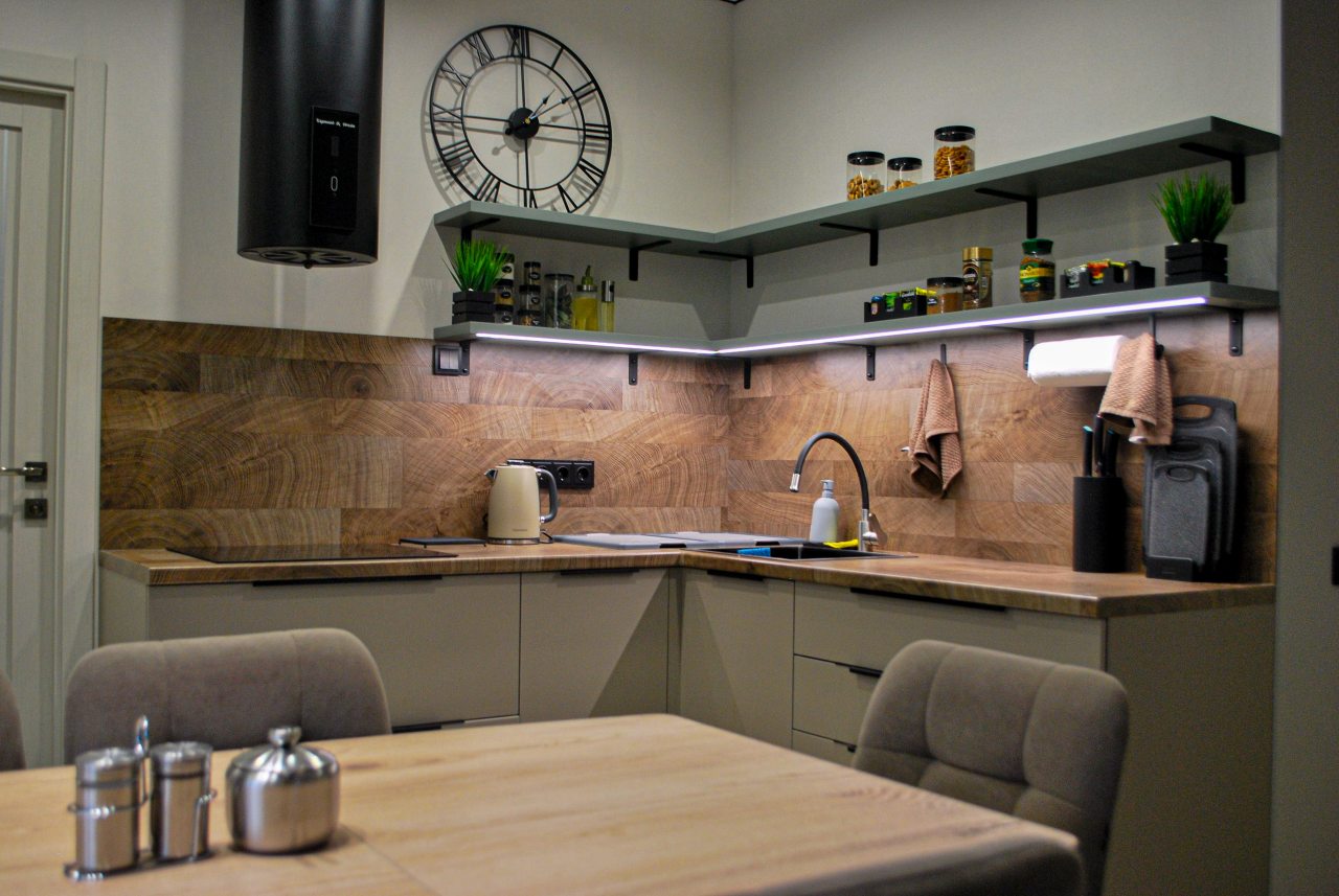 Шестиместный (Женский номер ВЕРХ), Гостиница Михалыч