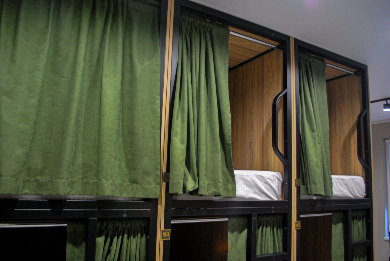 Восьмиместный (Мужской номер НИЗ), Гостиница Михалыч