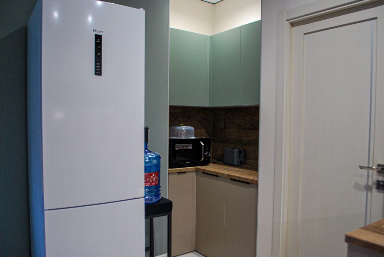 Восьмиместный (Мужской номер НИЗ), Гостиница Михалыч