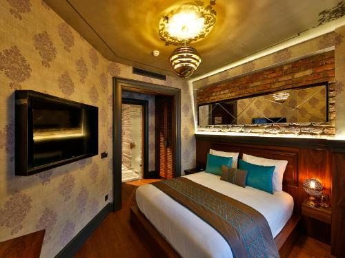 Двухместный (Двухместный номер с 1 кроватью или 2 отдельными кроватями - Бесплатный трансфер от/до аэропорта) отеля Sanat Pera, Стамбул