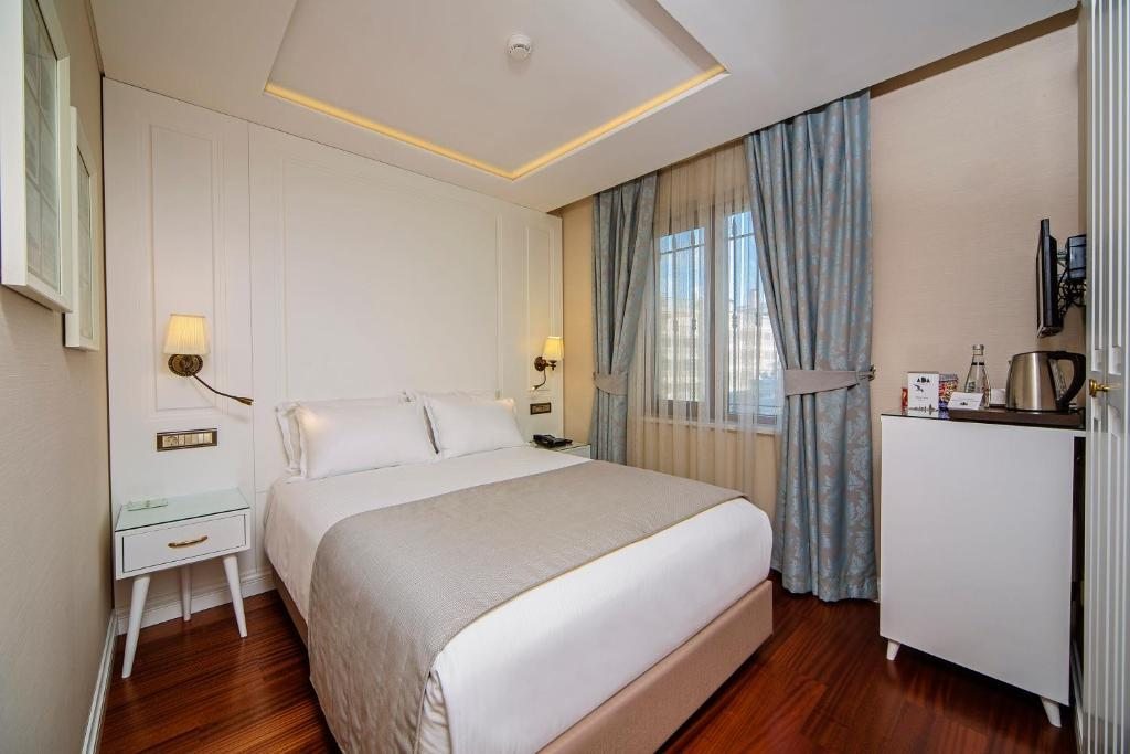 Двухместный (Двухместный номер эконом-класса с 1 кроватью) отеля Ada Karakoy Hotel - Special Category, Стамбул