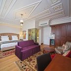 Трехместный (Трехместный номер Делюкс), Azade Premier Hotel