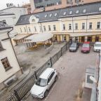 Парковка, Гостиница На Казачьем