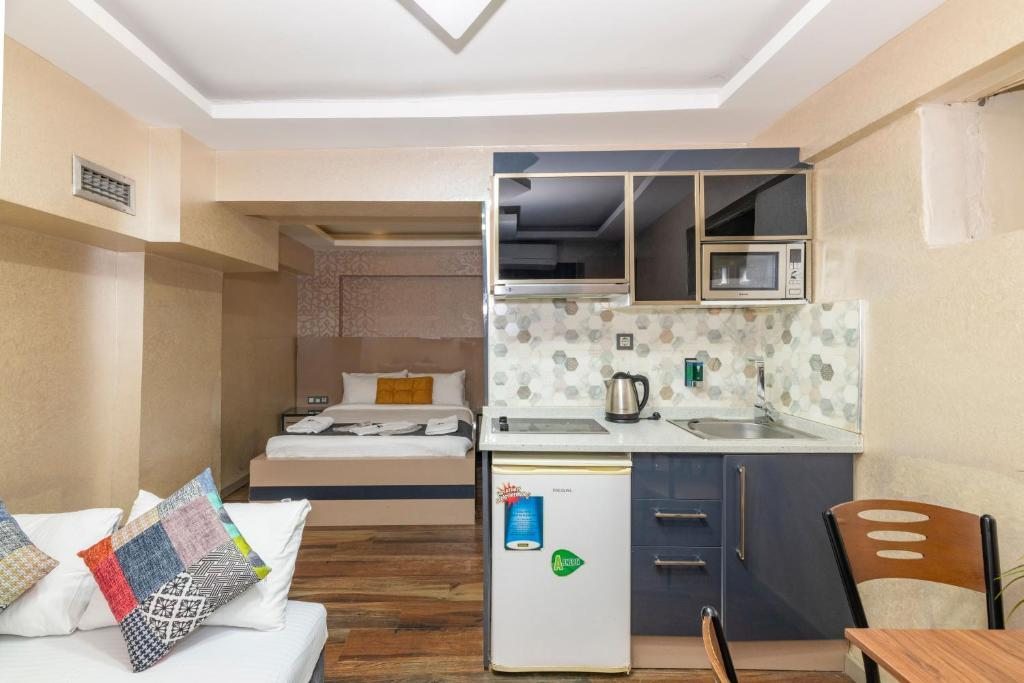 Апартаменты (Суперлюкс на цокольном этаже) апарт-отеля Butterfly Suites, Стамбул