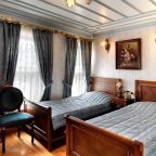 Семейный (Семейный номер с 3 спальнями и 3 ванными комнатами), Darussaade Istanbul Hotel