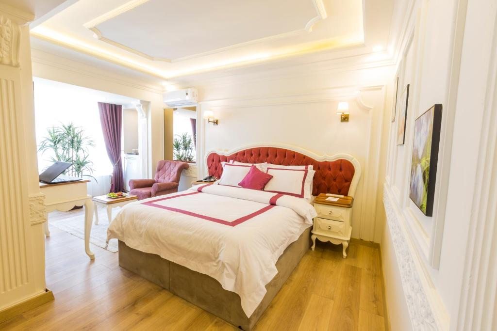 Двухместный (Улучшенный двухместный номер с 1 кроватью или 2 отдельными кроватями) отеля Andalouse Elegant Suite, Трабзон