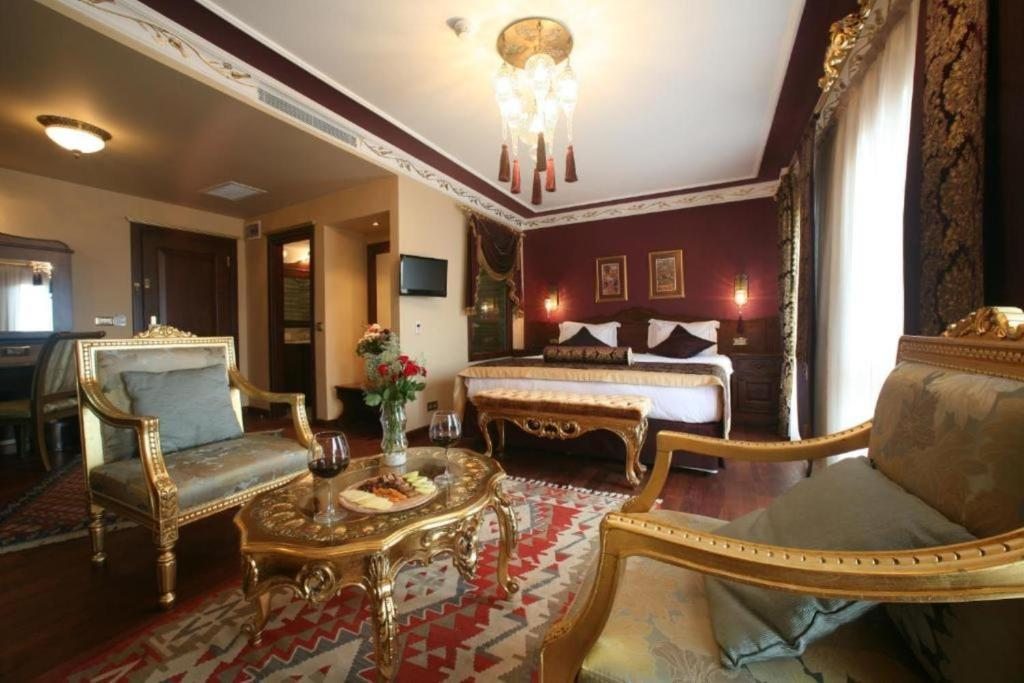 Двухместный (Двухместный номер Делюкс с 1 кроватью и ванной) отеля Garden House Istanbul, Стамбул