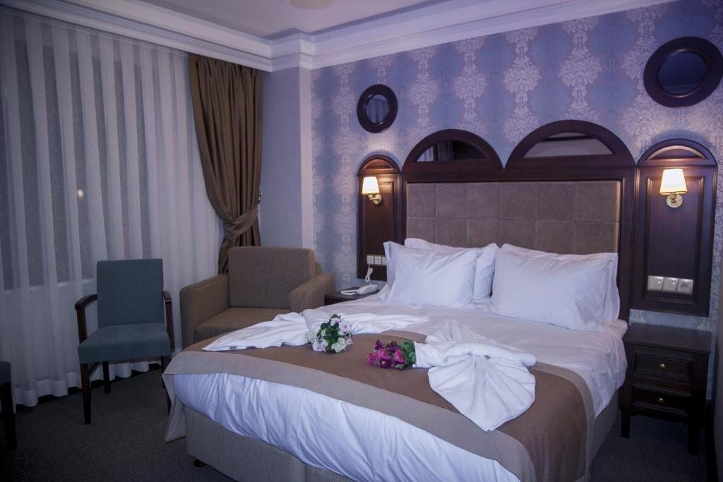 Трехместный (Стандартный трехместный номер) отеля Golden Pen Hotel, Стамбул