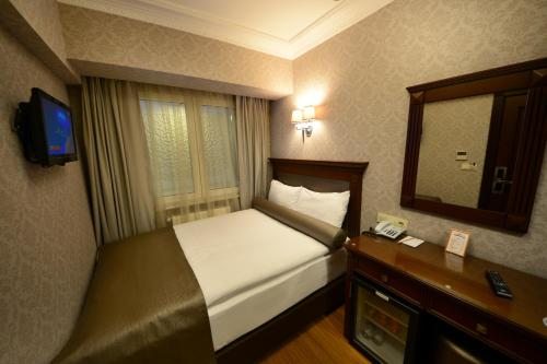 Двухместный (Двухместный номер эконом-класса с 1 кроватью) отеля Grand Bazaar Hotel, Стамбул