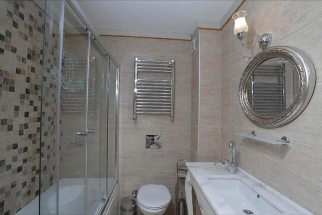 Двухместный (Улучшенный двухместный номер с 1 кроватью и видом на море), HHK Hotel