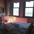 Двухместный (Улучшенный двухместный номер с 1 кроватью и видом на море), HHK Hotel