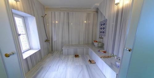 Двухместный (Президентский люкс), HHK Hotel