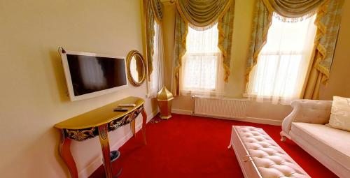 Двухместный (Президентский люкс), HHK Hotel