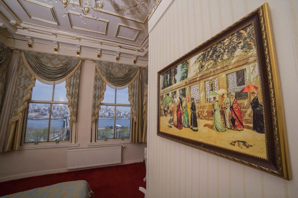 Двухместный (Улучшенный двухместный номер с 1 кроватью и видом на море), HHK Hotel