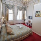 Двухместный (Улучшенный двухместный номер с 1 кроватью и видом на море), HHK Hotel